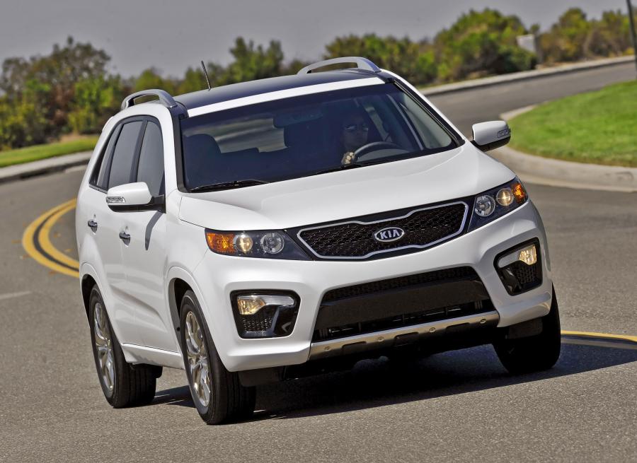  Kia Sorento 2013 года  (US) (фото 37 из 46)